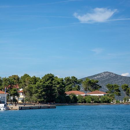 Appartement Il Dono Del Mare - Island Iz à Veli Iž Extérieur photo