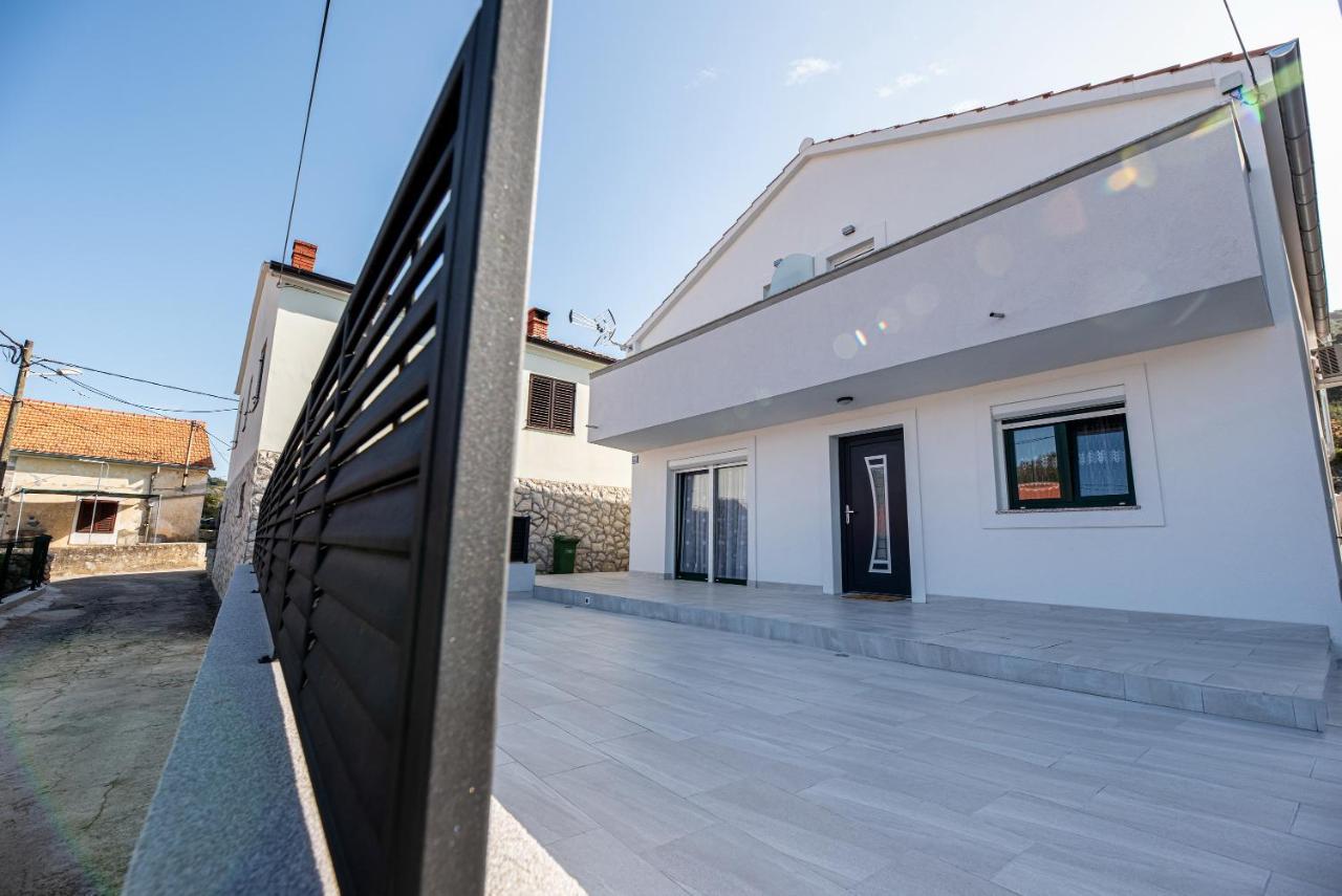 Appartement Il Dono Del Mare - Island Iz à Veli Iž Extérieur photo
