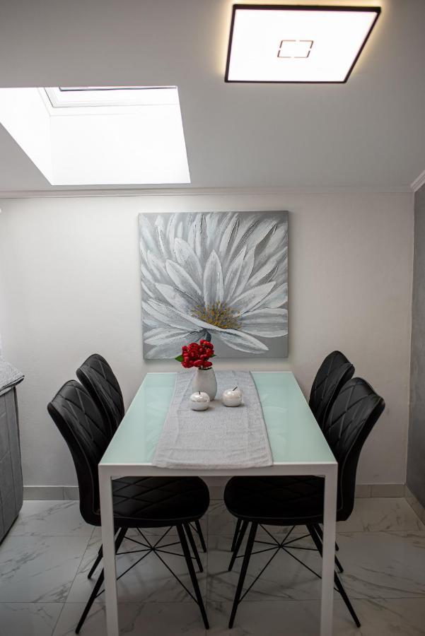Appartement Il Dono Del Mare - Island Iz à Veli Iž Extérieur photo